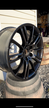 18" Genuine BMW  5x120 ET21 Wheels