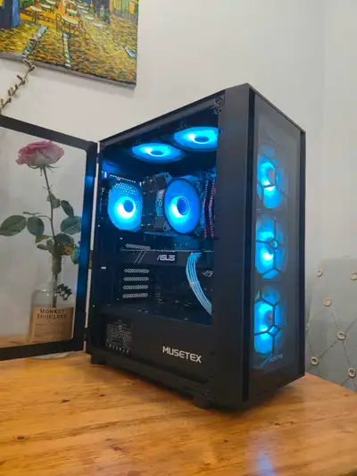 This is AN AWESOME GAMING PC!! This PC can play at 1080p settings REALLY WELL!!! DELIVERY AVAILABLE...
