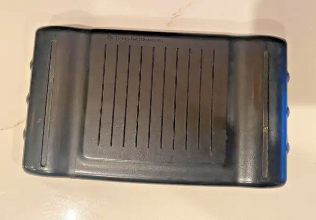 Texas Instruments TI-92 graphic calculator in Other in Mississauga / Peel Region - Image 8