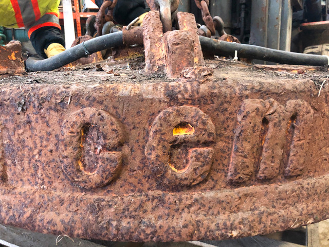 42 Inch CEM Scrap Magnet in Other Business & Industrial in St. John's - Image 2