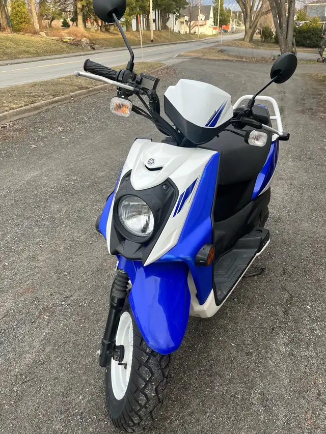 Scooter Yamaha Zuma X 2014 in Scooters & Pocket Bikes in Sherbrooke - Image 4