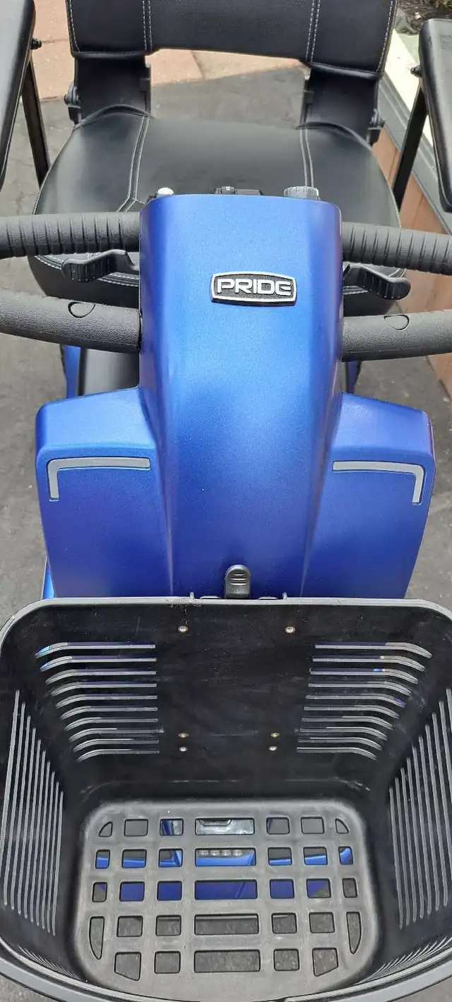 mobility scooter 