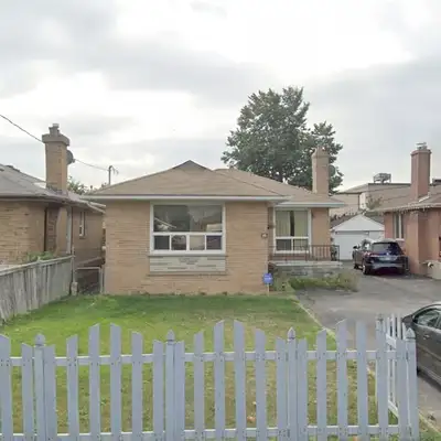 Large 2 Bedroom Basement Apartment - Available from October 1, 2025 - Separate private entrance / ga...