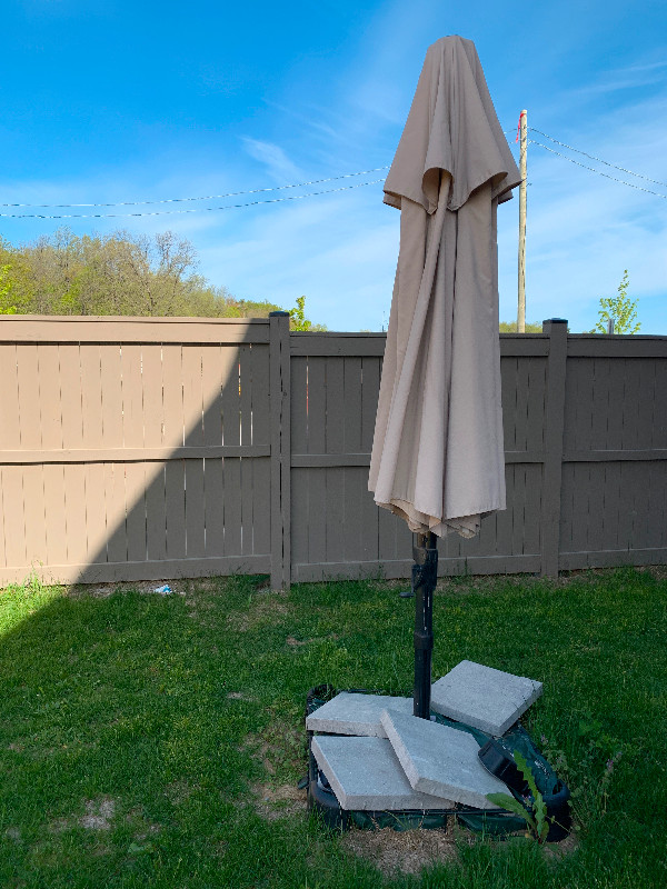 Patio umbrella sale Patio & Garden Furniture Mississauga / Peel