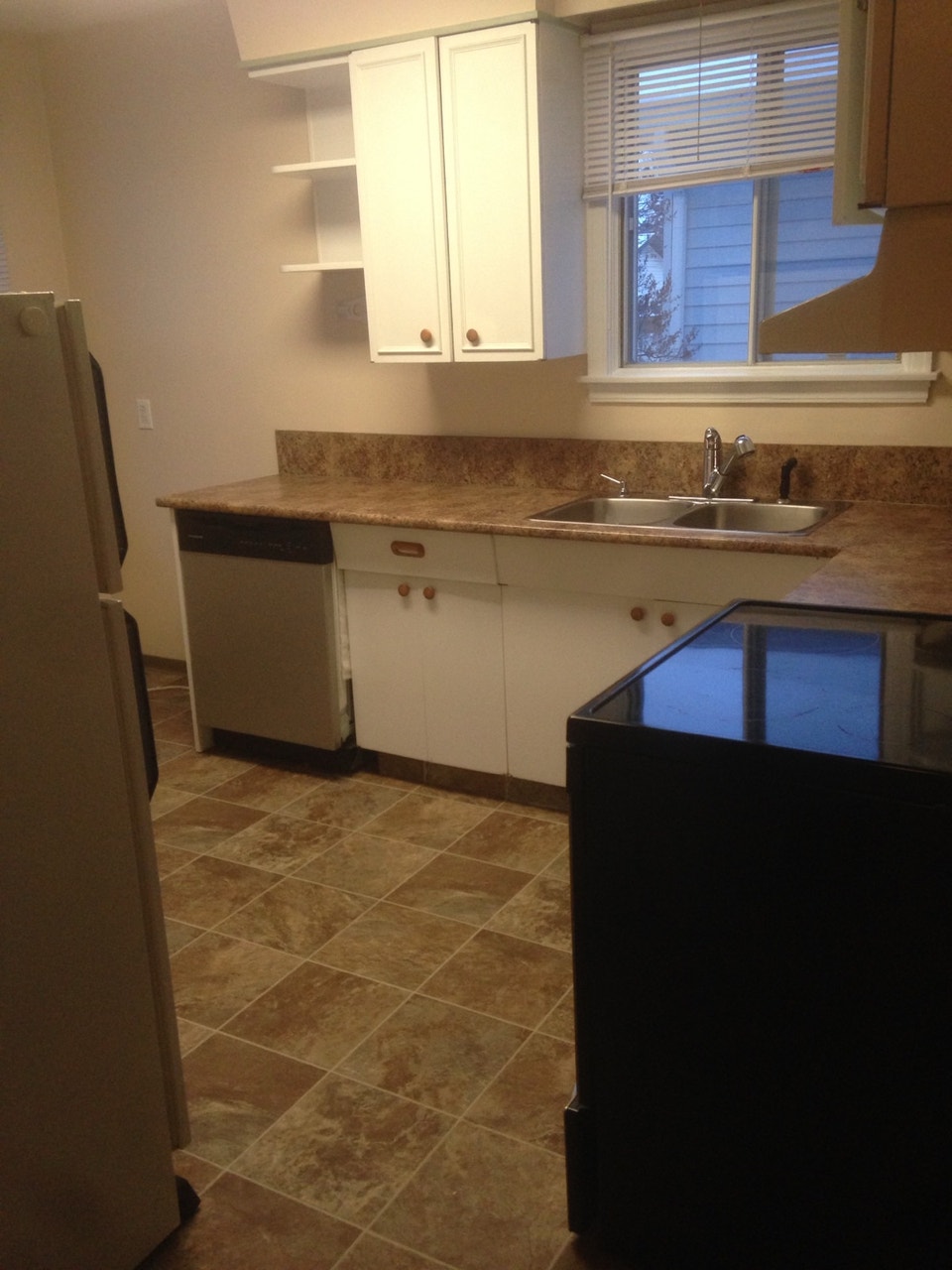 Beautiful House for Rent Bonnie Doon/Idylwylde 4