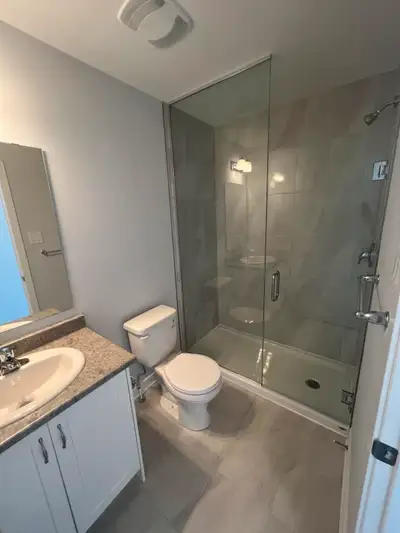 Private Room for Rent – Ensuite Bathroom & Backyard Access! Welcome to my home in the beautiful and...