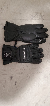 Alpine black Auclair  ski gloves,good for racing