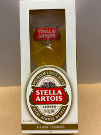 Breweriana - Beer Glass - Stella Artois in box