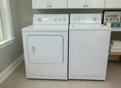 laveuse sécheuse 295$ possibilité de livraison , View more