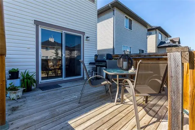 2-STOREY, 3 BED, 3.5 BATH, BONUS ROOM, ATTACHED GARAGE & DEVEOPE in Long Term Rentals in Calgary - Image 16