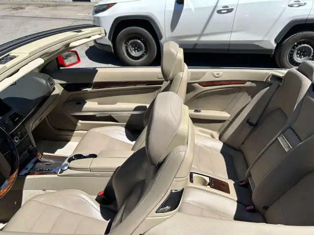 Mercedes E350 Cabriolet 2011544786005970145285