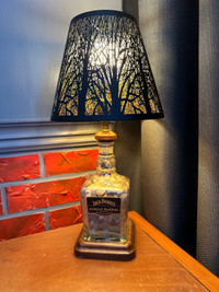 Superbe Lampe Jack Daniel’s unique 