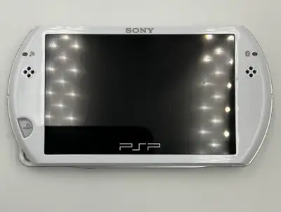 PSP GO-16GB-W/Charger, View more
