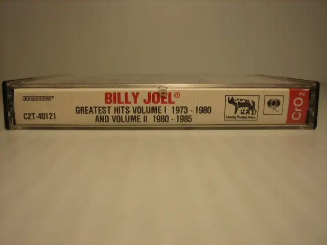 BILLY JOEL - GREATEST HITS VOLUME 1 AND VOLUME 2 CASSETTE TAPE in Arts & Collectibles in London - Image 11