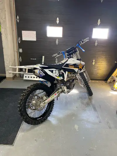 Husqvarna FC350 green plate ownership Currently set up for woods riding Stealthy flywheel Tusk rad f...