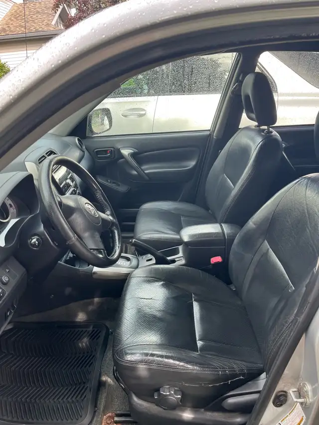 Toyota RAV4537087470553671689