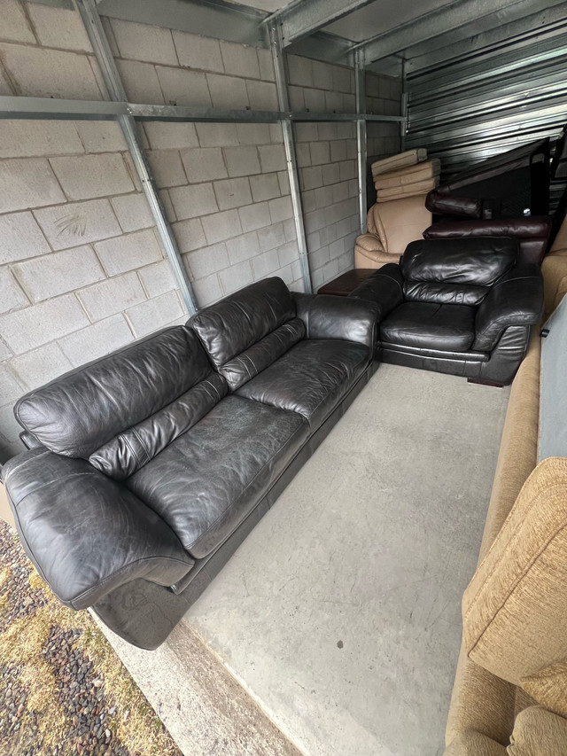 Brown Leather Couch Set in Couches & Futons in Muskoka