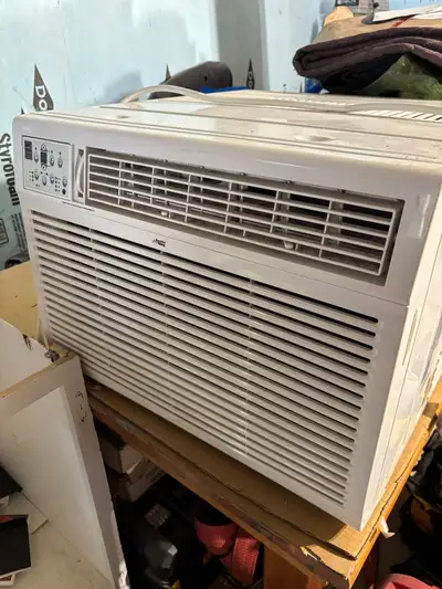 climatiseur de fenêtre 15000 btu., View more