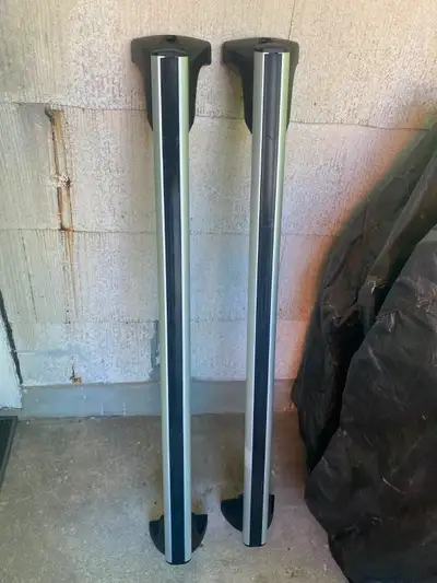 CASH ONLY - PICK UP H4B2H8 PLEASE SEE MY OTHER ADS Description: Selling a genuine, factory OEM BMW R...
