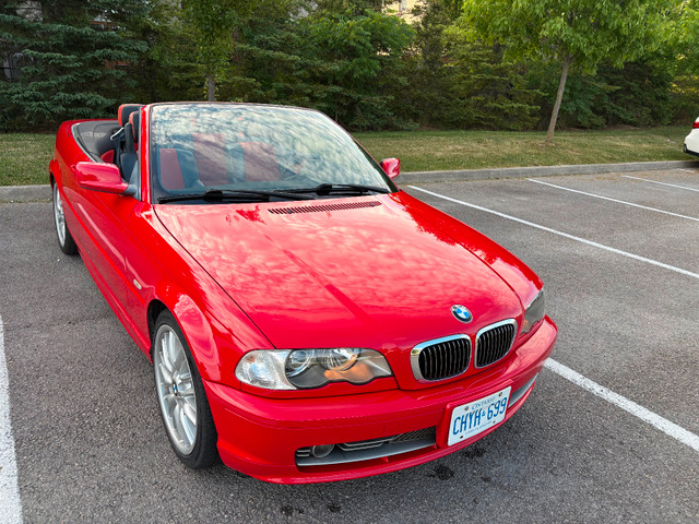 BMW CONVERTIBLE in Cars & Trucks in Oakville / Halton Region - Image 2