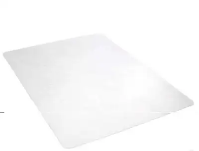 Multi-surface chair mat. 122 cm x 91 cm (48 in. x 36 in.) (I'm also selling an office chair and will...