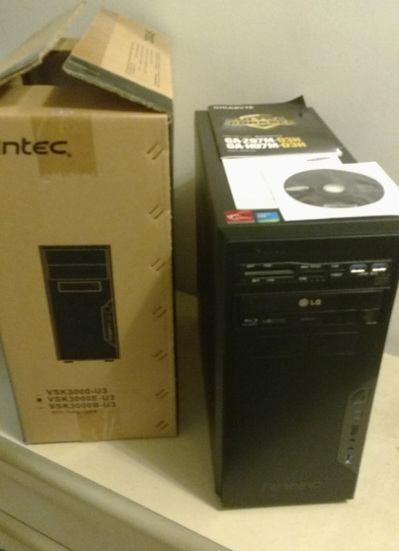 PC for Sale (MINT) (URGENT) dans Ordinateurs de bureau  à Ouest de l’Île