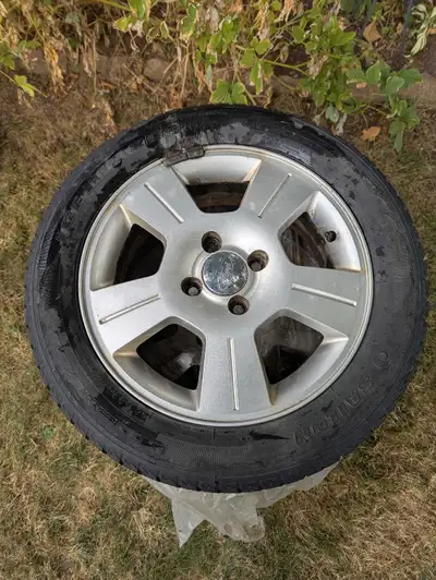 4 rims off 2008 focus ses. No longer need. Tires worn.