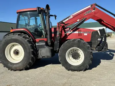 2001 Case IH MX 270 Magnum c/w 2013 L780 pro loader and HLA 9’ bucket. High flow hydraulic pump. Ful...