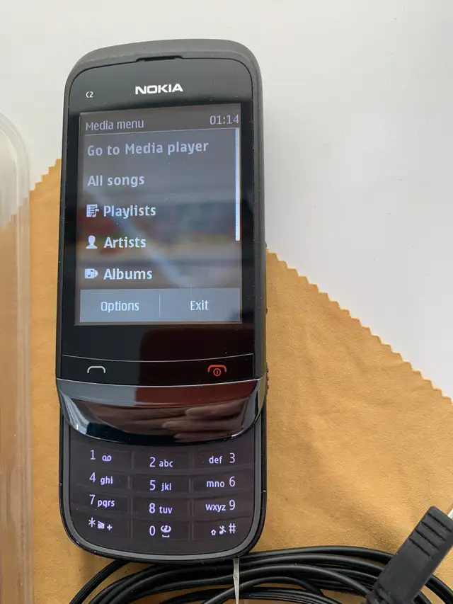 Nokia C2-02 Touch and Type  2G GSM 2MP Bluetooth Slide Phone in Cell Phones in City of Toronto - Image 10