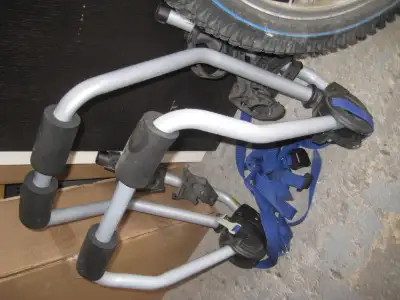 FS: A good condition bike carrier, skateboard, kids scooter, dre, View more