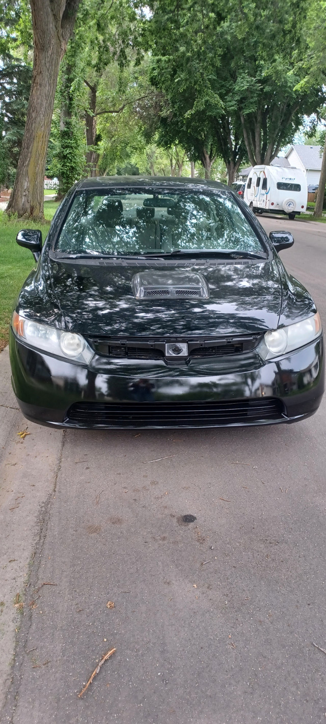 Low km Honda Civic in Cars & Trucks in Edmonton - Image 2