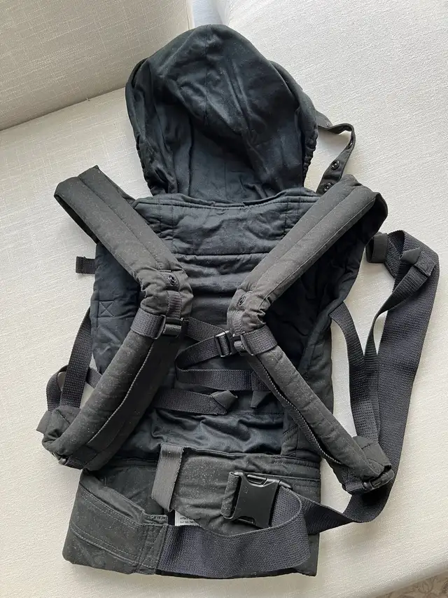 Ergo baby organic baby carrier & infant insert in Strollers, Carriers & Car Seats in Markham / York Region - Image 4