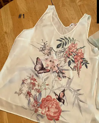 Lot de linge d’été femme hauts grandeur large et jupe taille 10, View more