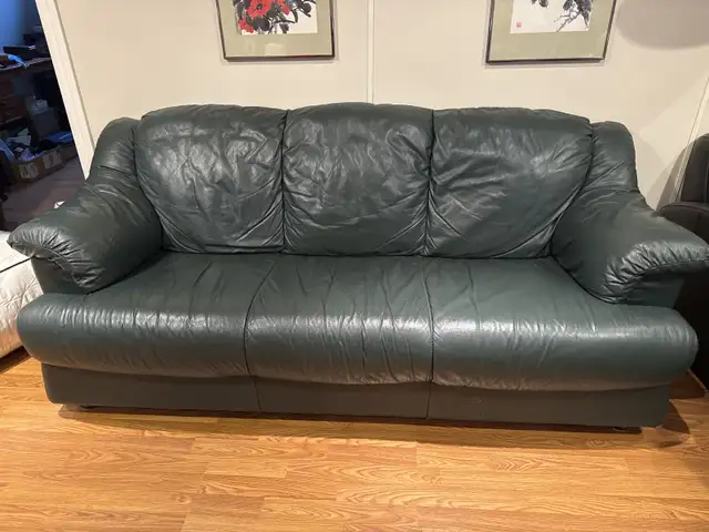 Natuzzi Sofa Genuine Leather Couch in Couches & Futons in City of Toronto - Image 2
