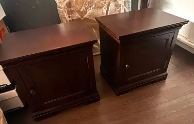 Set of Pottery Barn Side Tables Excellent condition, View more