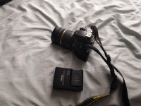 NIKON D5100 with Lens and 2 batteries+ charger