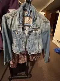 Distressed studded crop Jean jacket