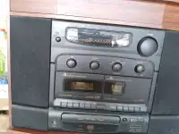 Old Fashion Radio/tape/recorder