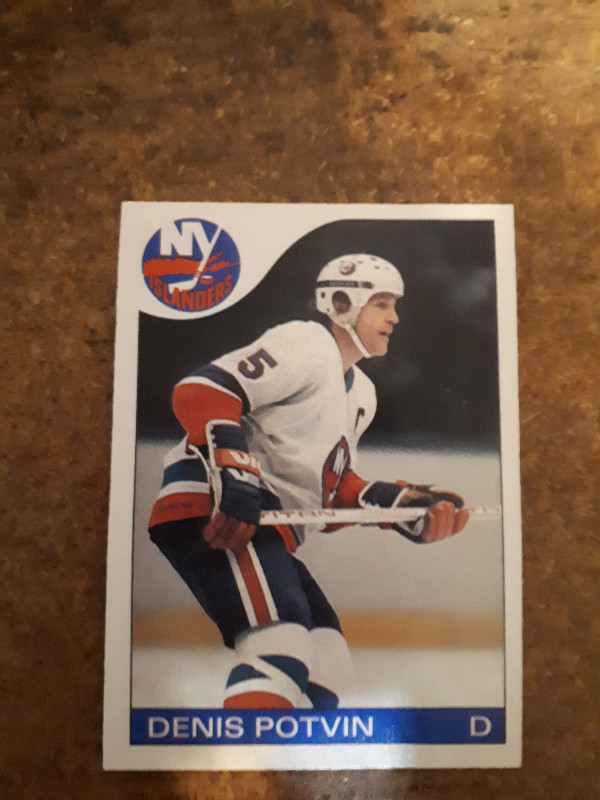 1985-86 O-PeeChee Hockey Denis Potvin Card #25 in Arts & Collectibles in Chatham-Kent