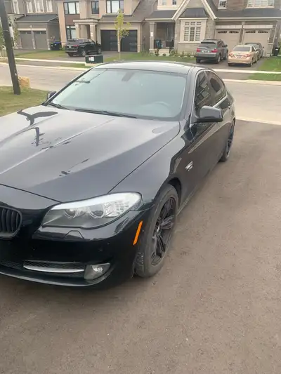 2013 bmw 528 xi black sunroof 2.0 litter engine mine rust front right side ,new spark plug, new alte...