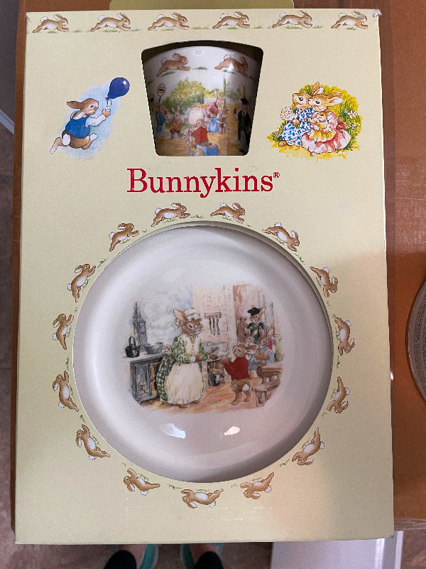 Bunnykins Dish Set in Arts & Collectibles in Oakville / Halton Region