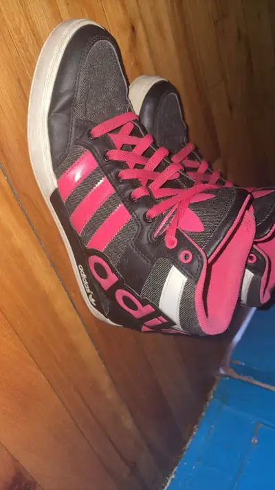 Soulier adidas femme 7, View more