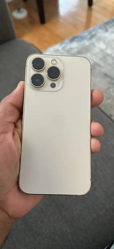 Apple iPhone 13 Pro, View more