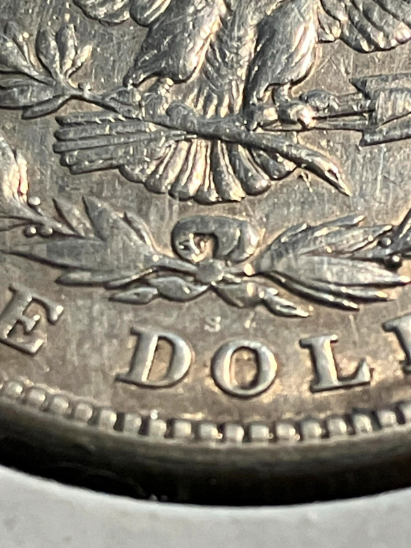 1921 Morgan U.S. Silver coins in Arts & Collectibles in Sarnia - Image 3
