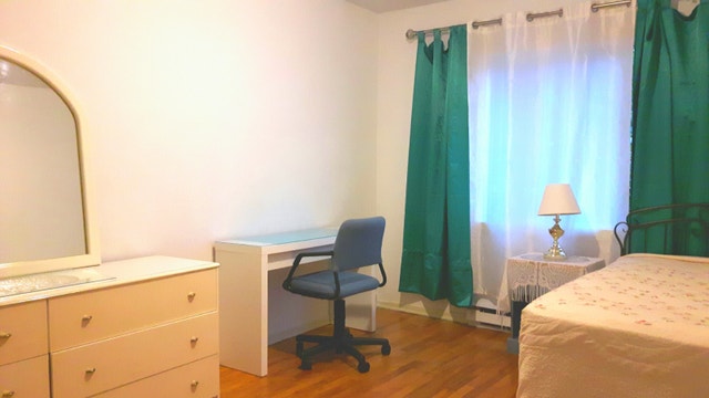 Large Room For Rent — photo 1