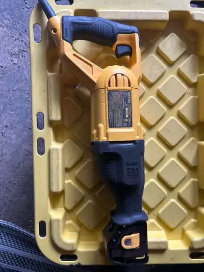 Dewalt 12 Amp Corded Reciprocating Saw, View more