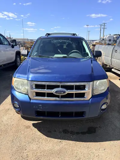 2008 Ford Escape V6 3.OL engine, AWD Automatic Transmission Transmission & Engine in great shape Pow...