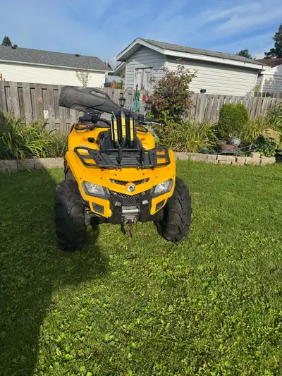 2010 Can-am outlander 500cc 6400km 1 Owner $4999.00 Full Equipped -warrior snorkels -2500lb warn win...