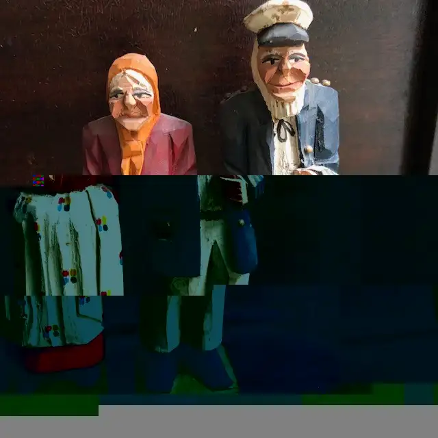 Vintage Carved Wood Figures in Arts & Collectibles in Oshawa / Durham Region - Image 3