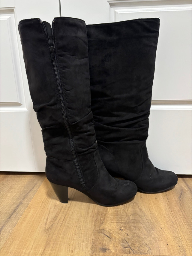 Knee high boots  in Women's - Shoes in Strathcona County - Image 2
